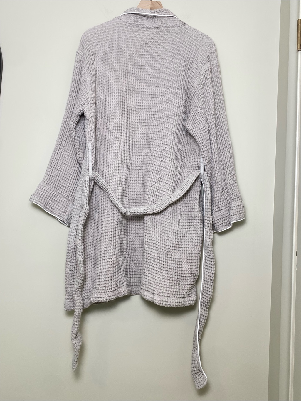 Boll & Branch Waffle Robe Pewter Gray White Women's Large Organic Cotton Cozy — image 3 of 8
